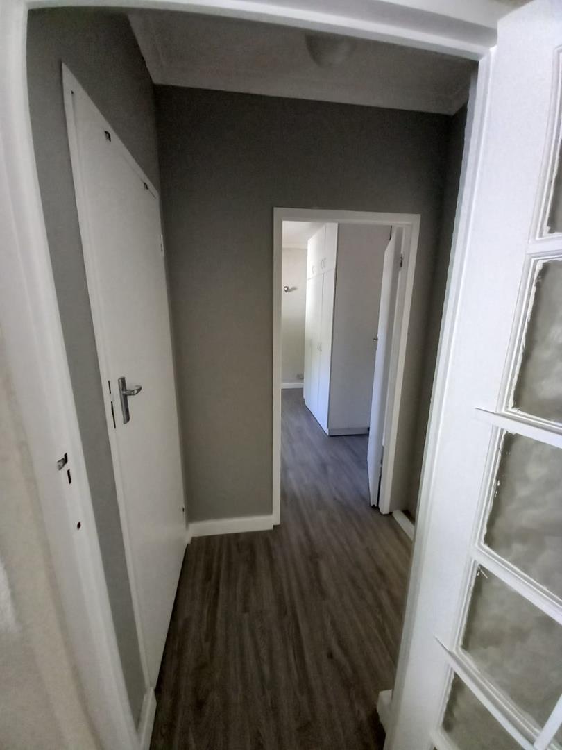 To Let 5 Bedroom Property for Rent in Rondebosch Western Cape